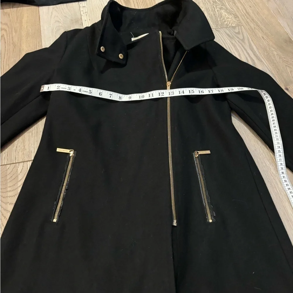 Black MICHAEL by Michael Kors Pea Coat, with gold details - size 8 - Picture 3 of 7